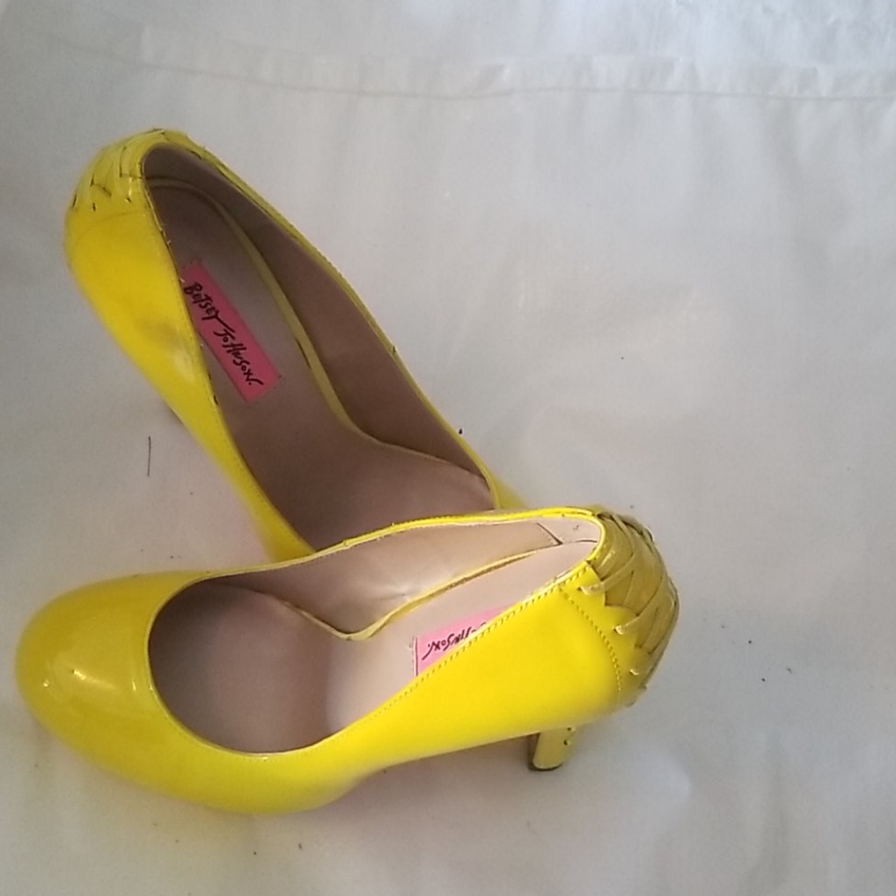 Ladies Yellow Stilettos